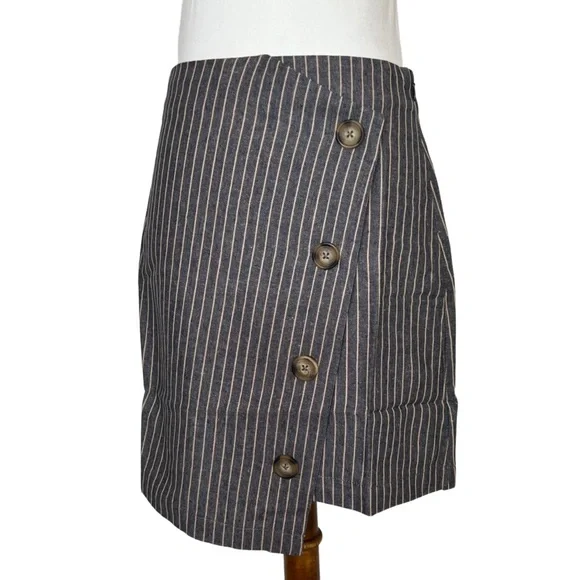 Chic Blue Denim Striped Asymmetric Pencil Skirt with Buttons - Picture 8 of 16